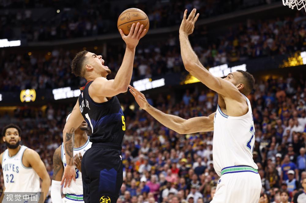 队的士气和 队的士气和